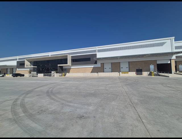 3,150M² WAREHOUSE TO LET IN LINBRO PARK